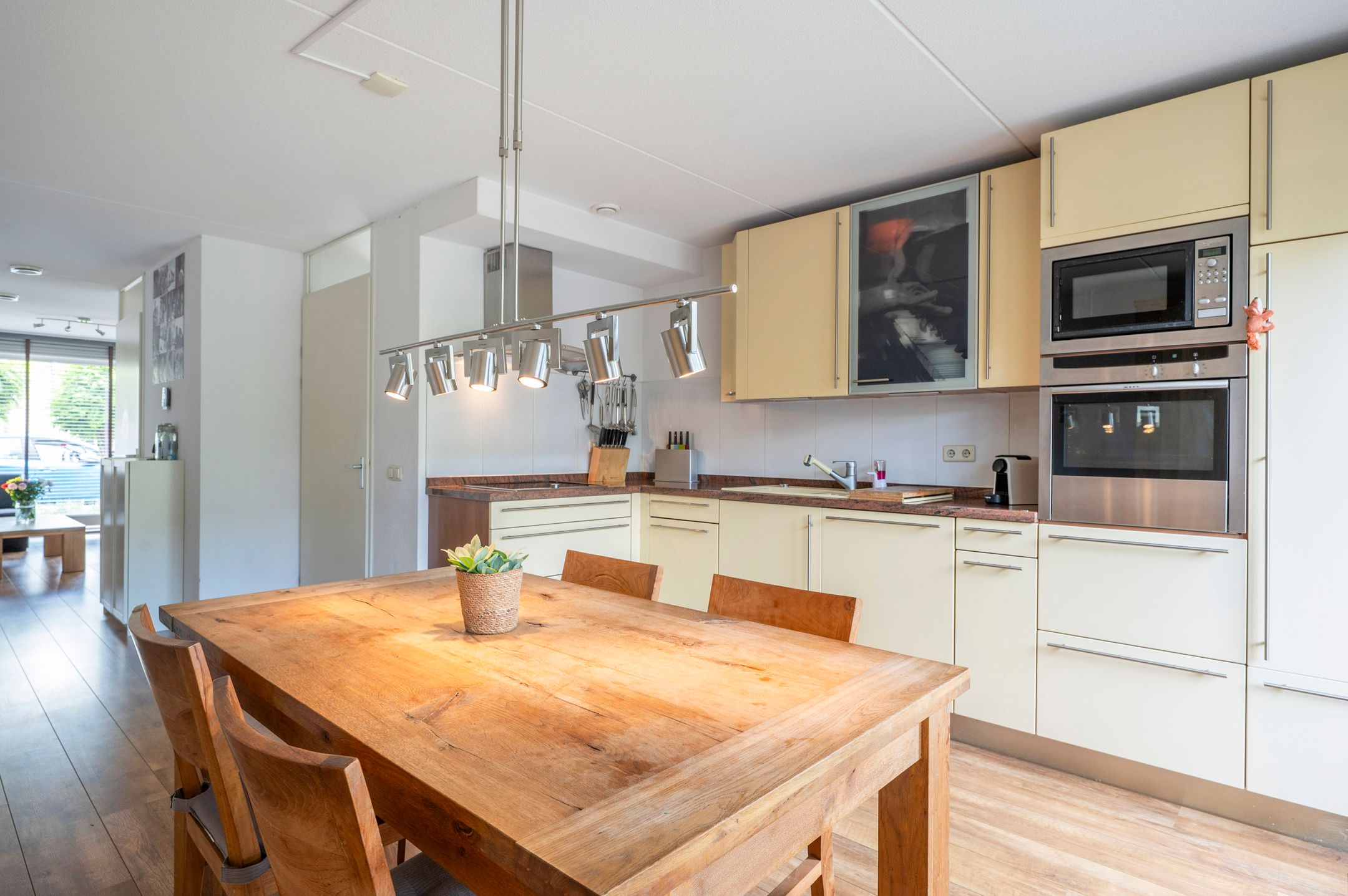 Foto 15 van Erasmusstraat 6