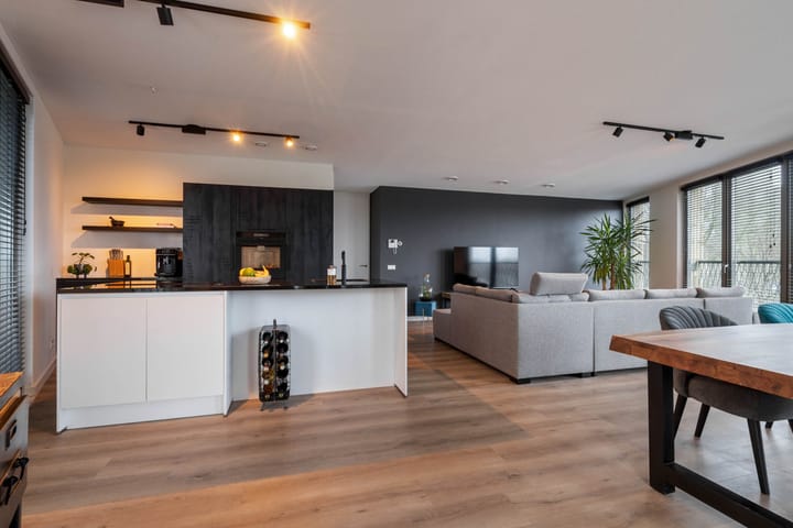 Photo 3 of Terheijdenstraat 130