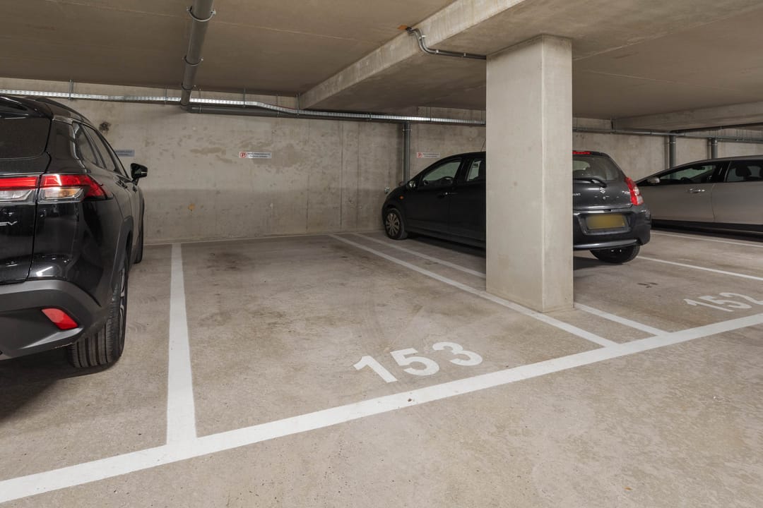 Photo 37 of Terheijdenstraat 130