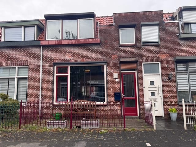 View photo of Maarten Trompstraat 31