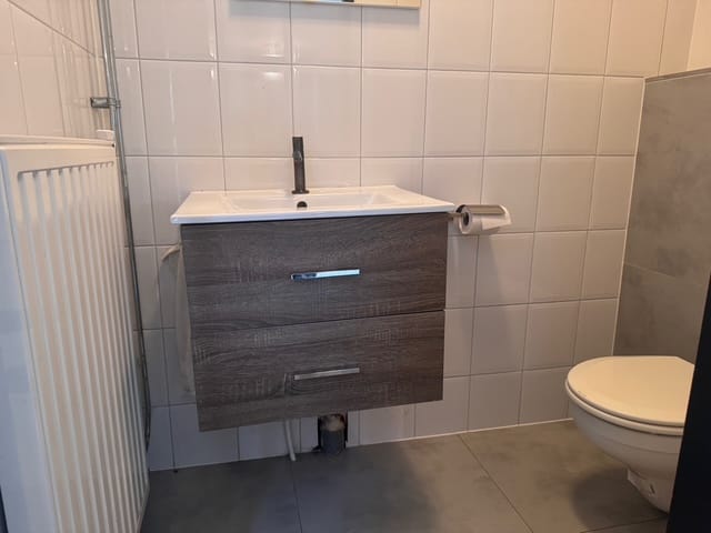 Photo 8 of Maarten Trompstraat 31