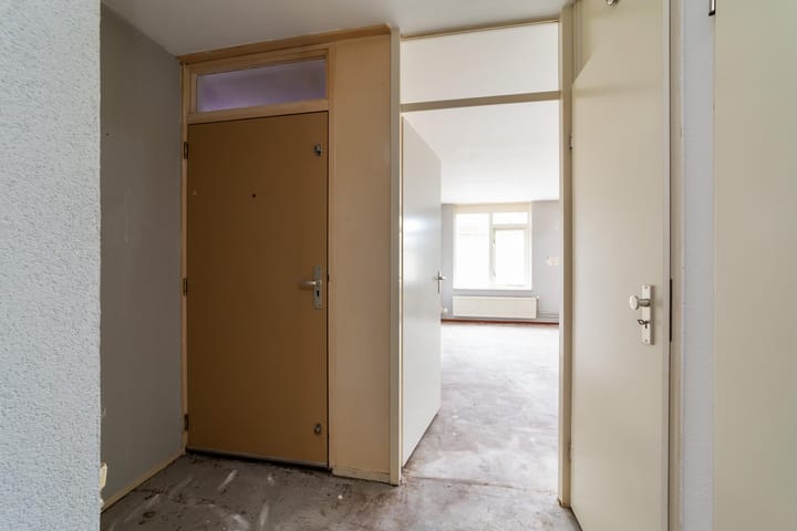 Foto 2 van Ridderspoor 26