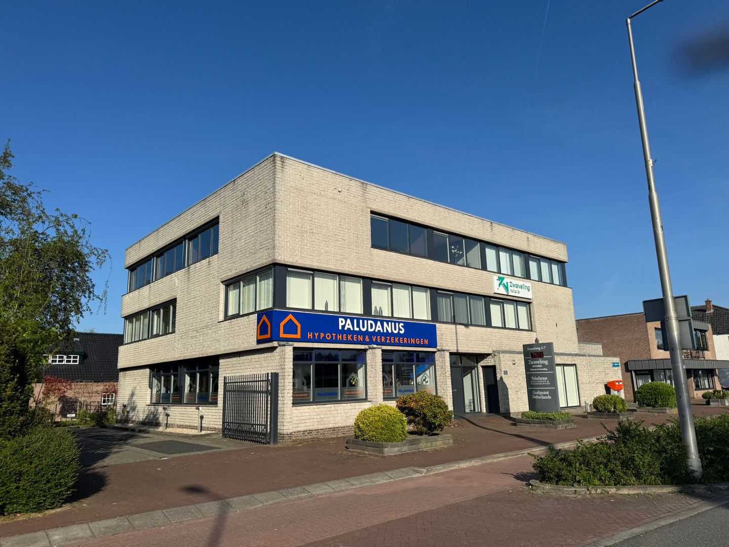 View photo 1 of Kanaalweg 3-7