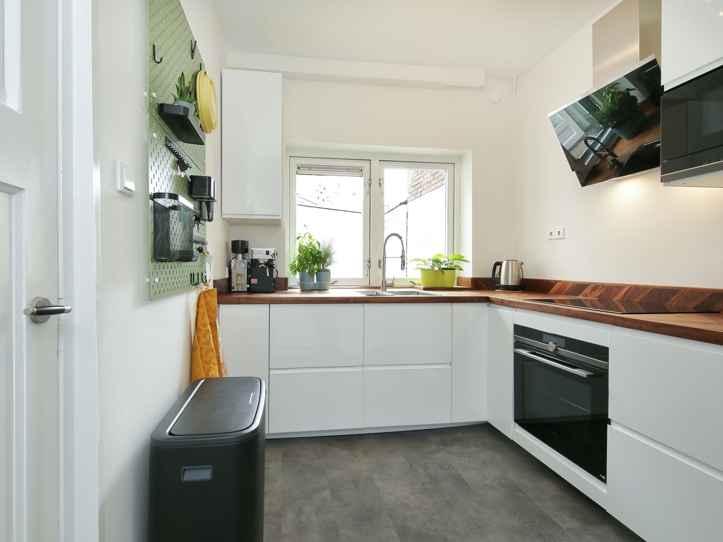 Foto 10 van Middenweg 80