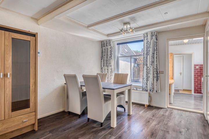 Foto 6 van Ooststraat 10