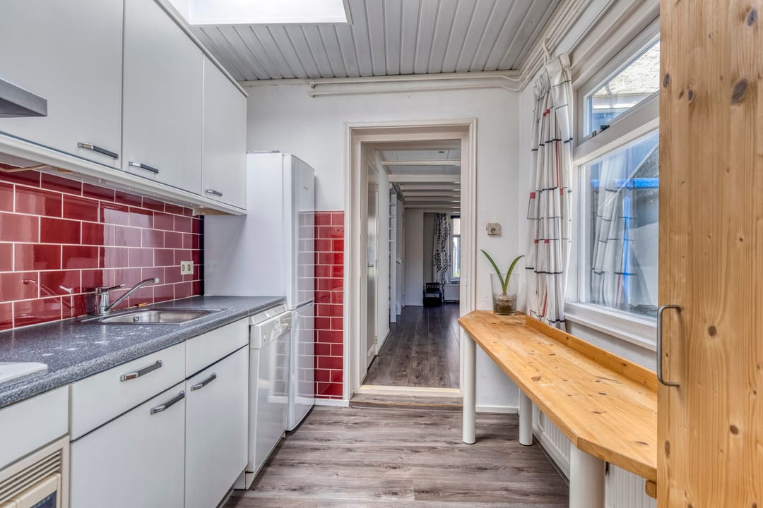 Foto 7 van Ooststraat 10