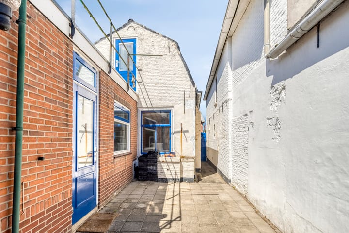 Foto 24 van Ooststraat 10