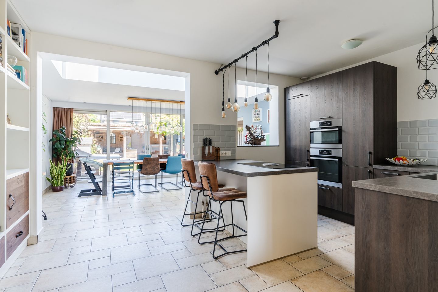 Foto 10 van Van den Waarsenburglaan 15