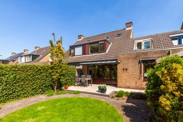 Foto 36 van Zeelt 100