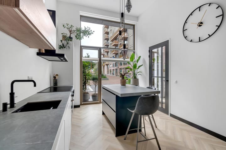 Foto 14 van Romestraat 42