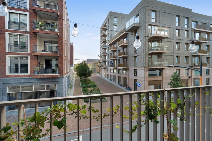 Foto 32 van Romestraat 42