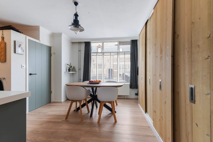 Foto 23 van Molenstraat 37