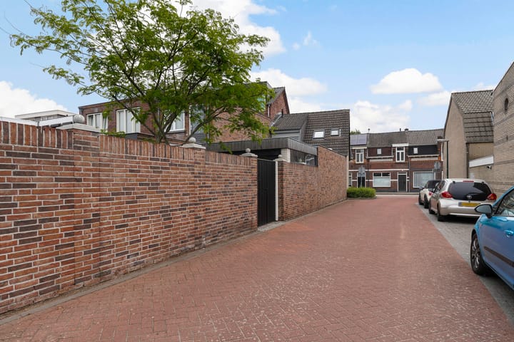 Foto 68 van Molenstraat 37