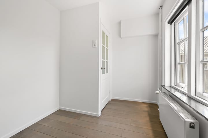 Foto 33 van Lagedijk 13-A