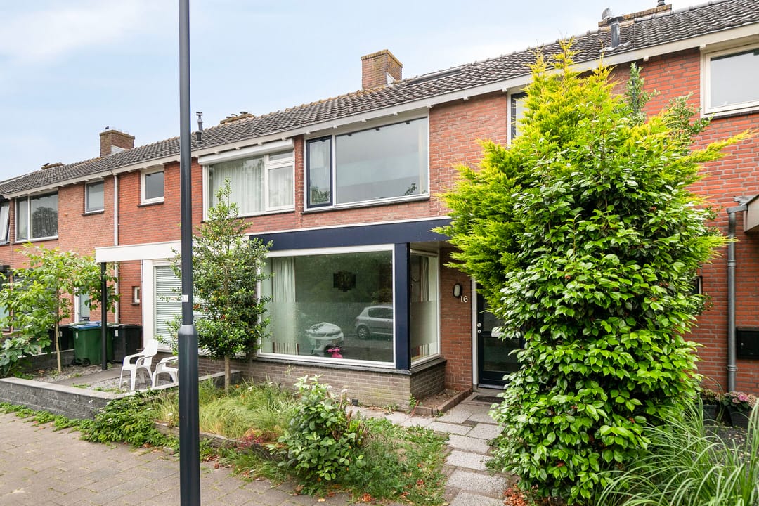 Foto 2 van Azaleastraat 16