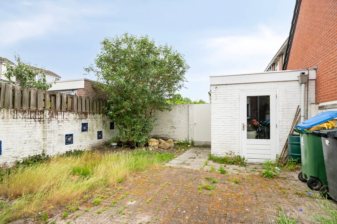 Foto 28 van Azaleastraat 16