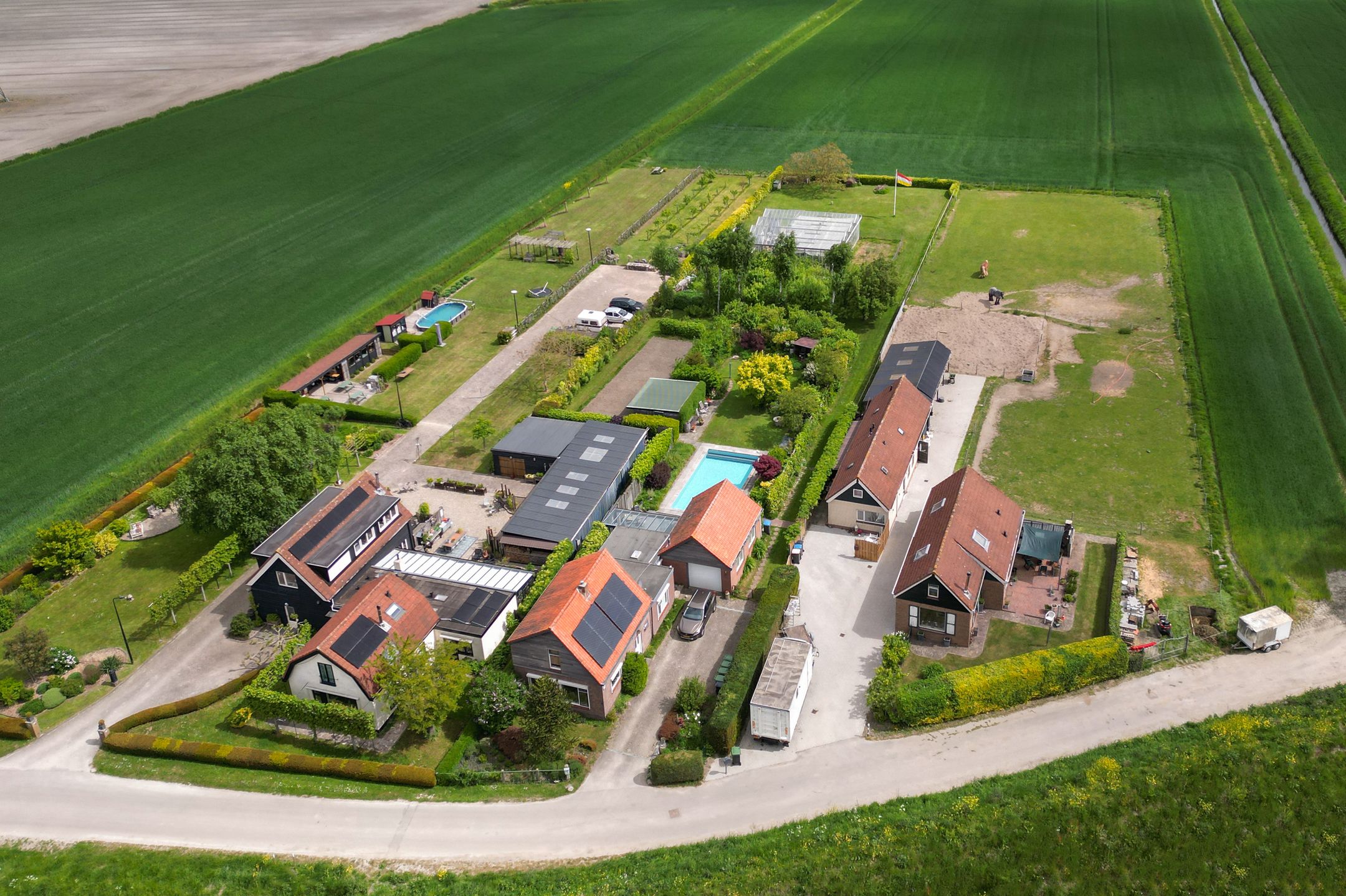 Photo 48 of Kleidijk 3