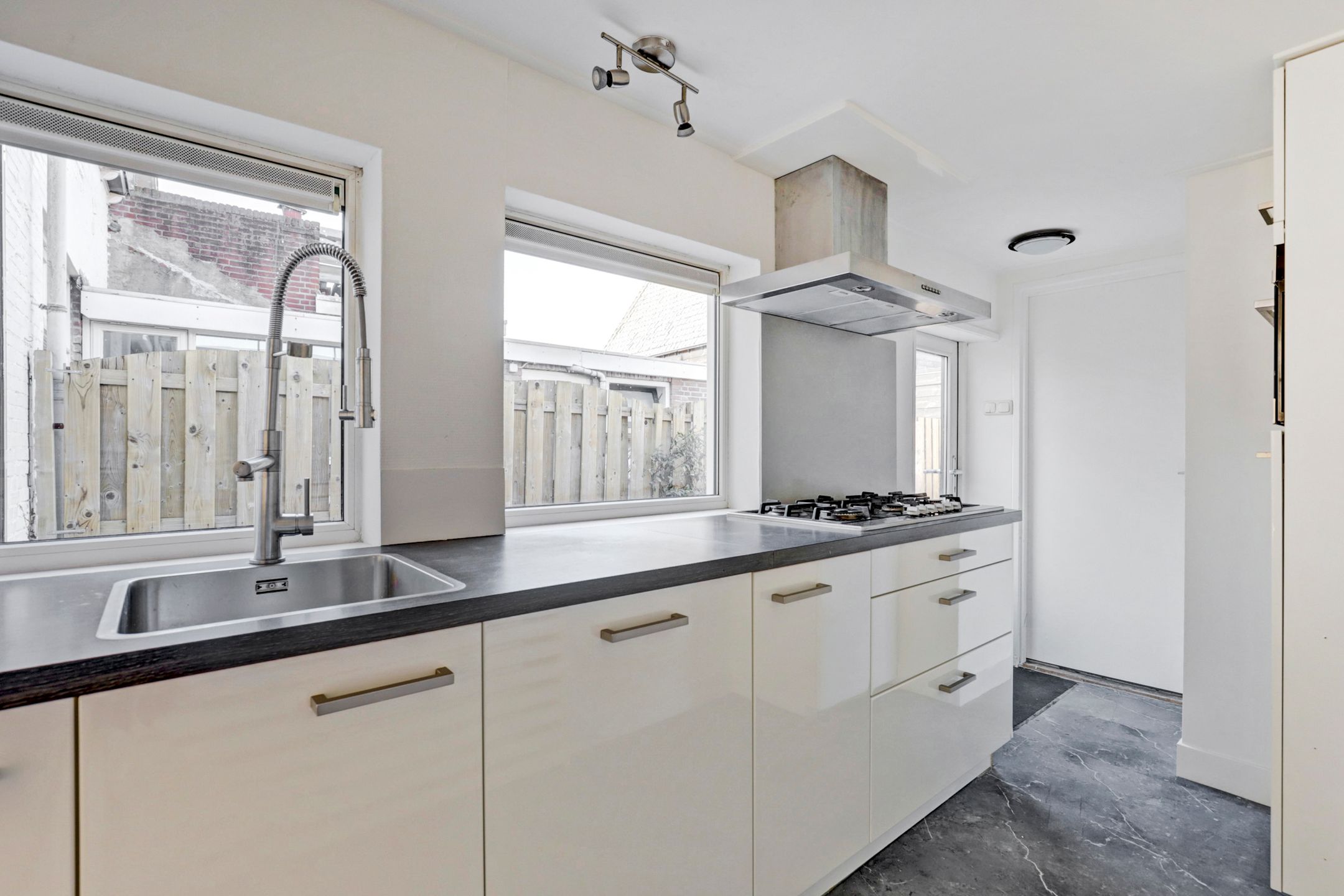 Photo 3 of Toekomststraat 52