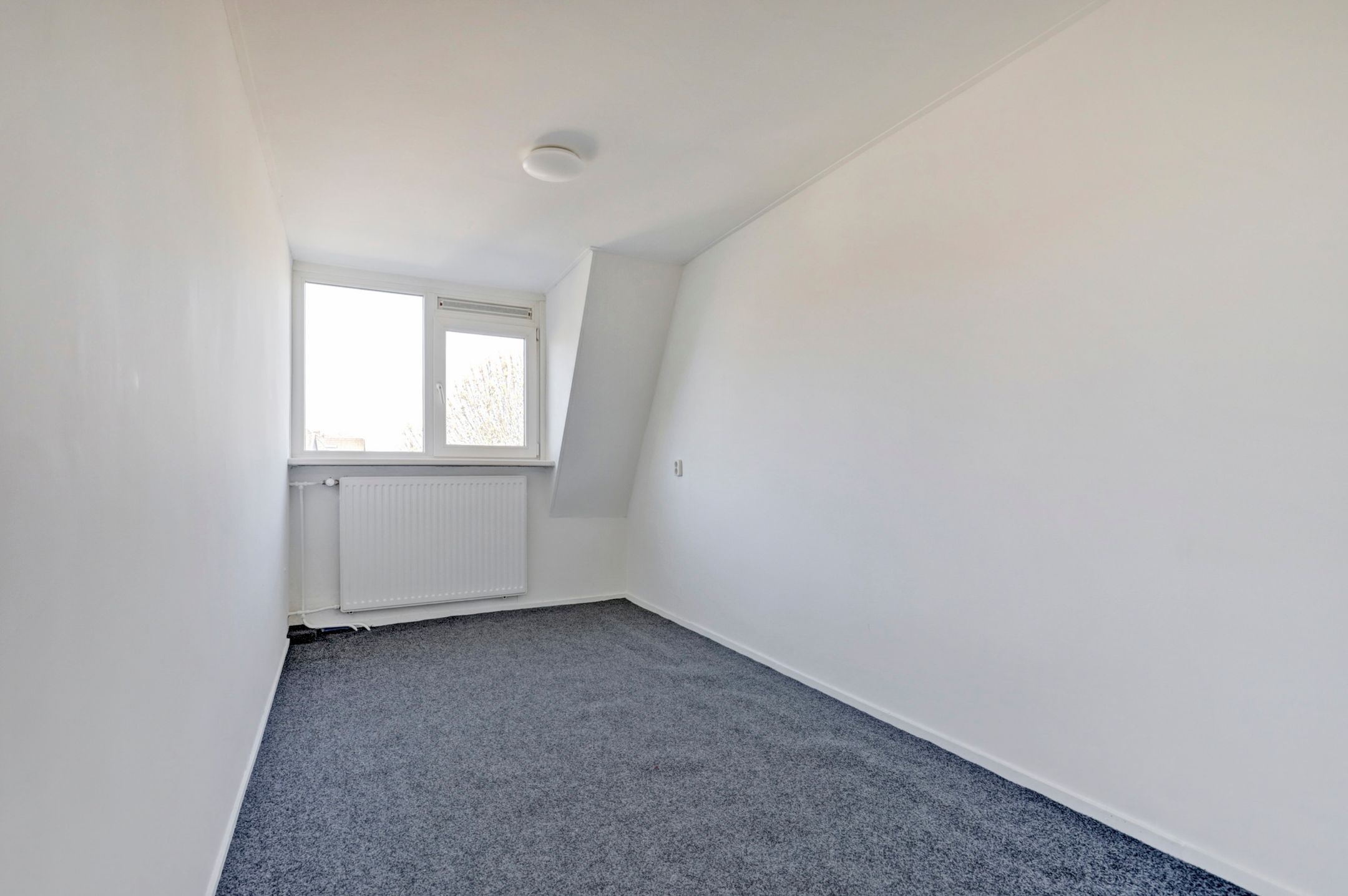 Photo 18 of Toekomststraat 52