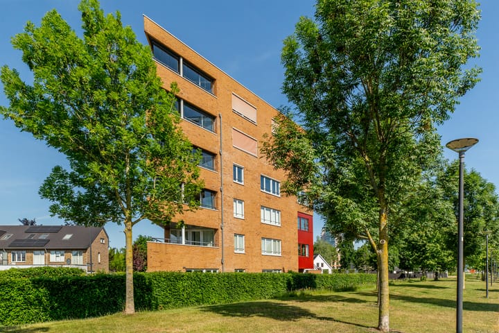 Foto 36 van Pierre Cardinstraat 54