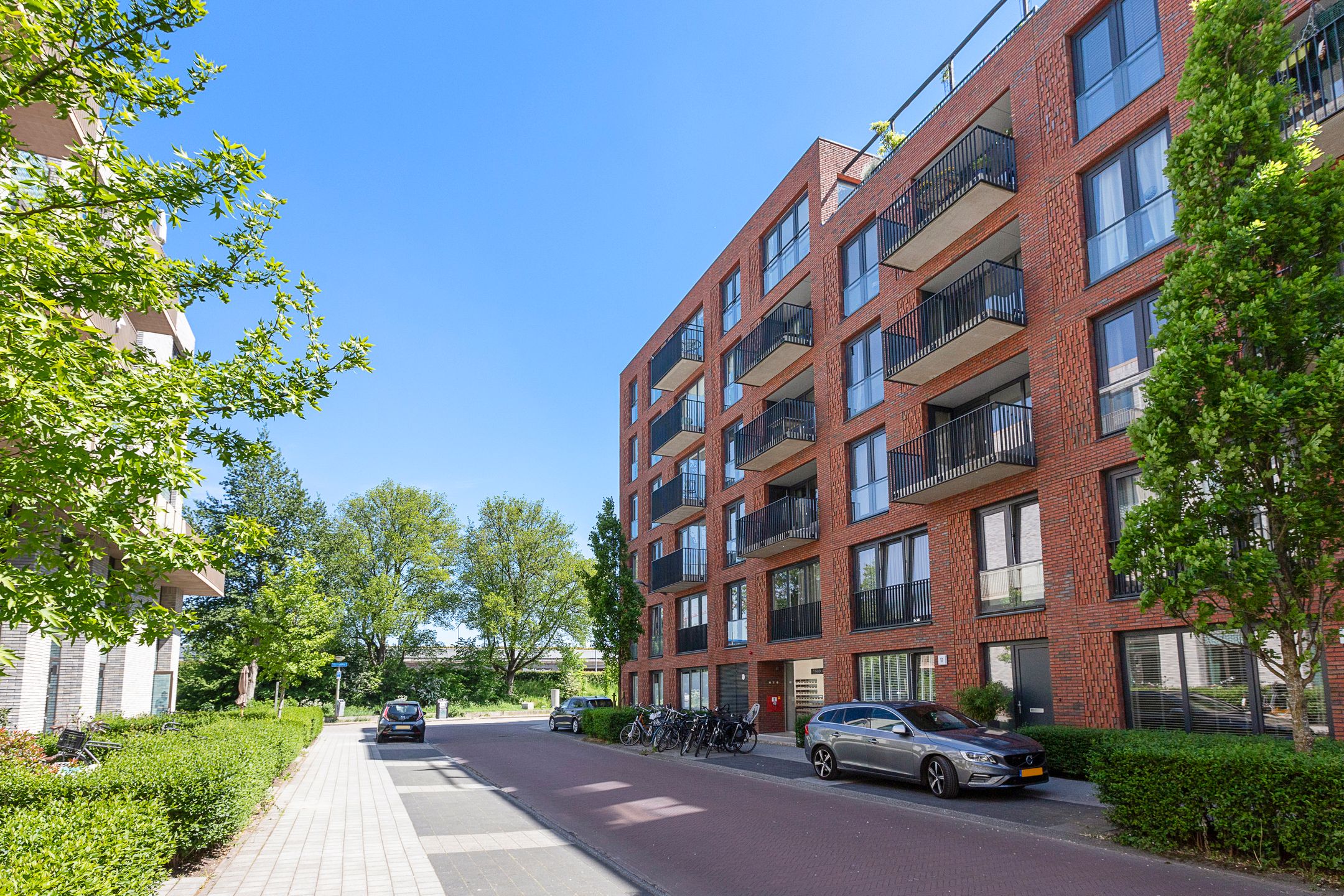 Foto 9 van James Wattstraat 85