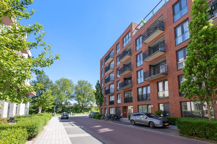 Foto 9 van James Wattstraat 85