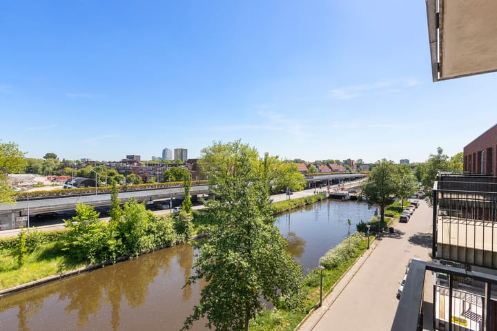 Foto 34 van James Wattstraat 85