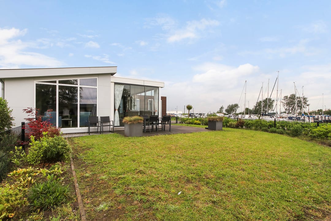 Photo 2 of Rijksstraatweg 186-151