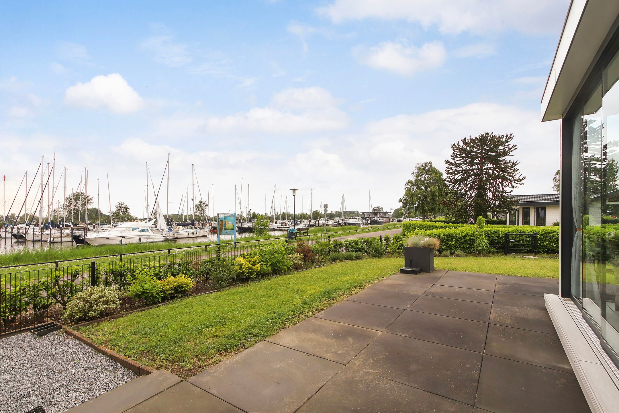 Photo 18 of Rijksstraatweg 186-151