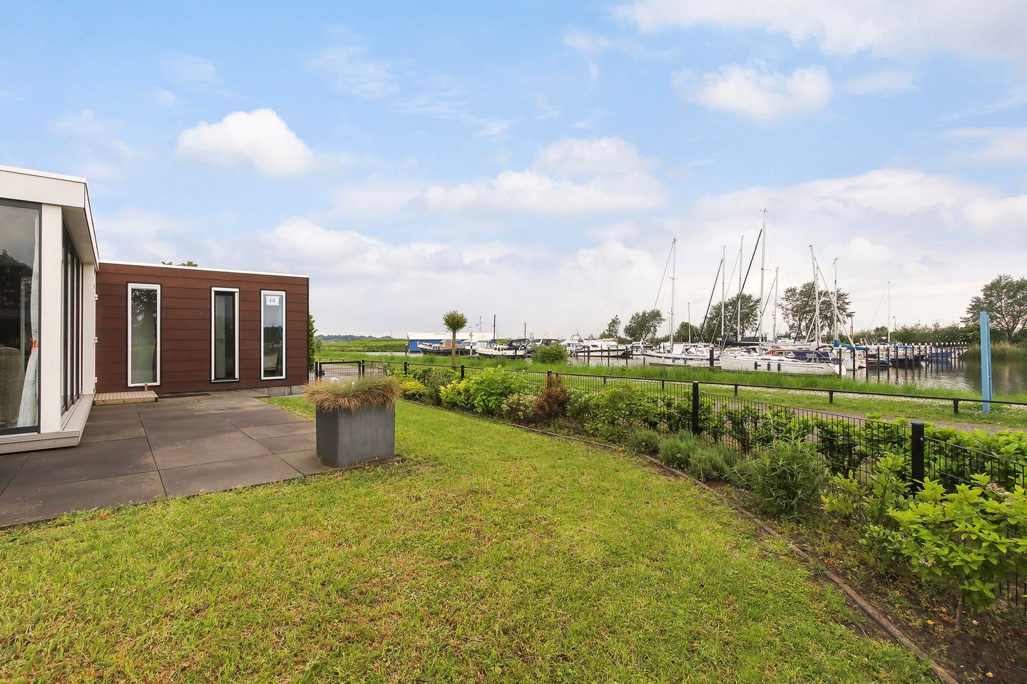 Photo 19 of Rijksstraatweg 186-151