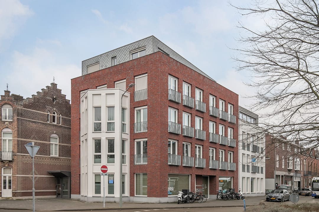 Foto 1 van Papenweg 2-C02