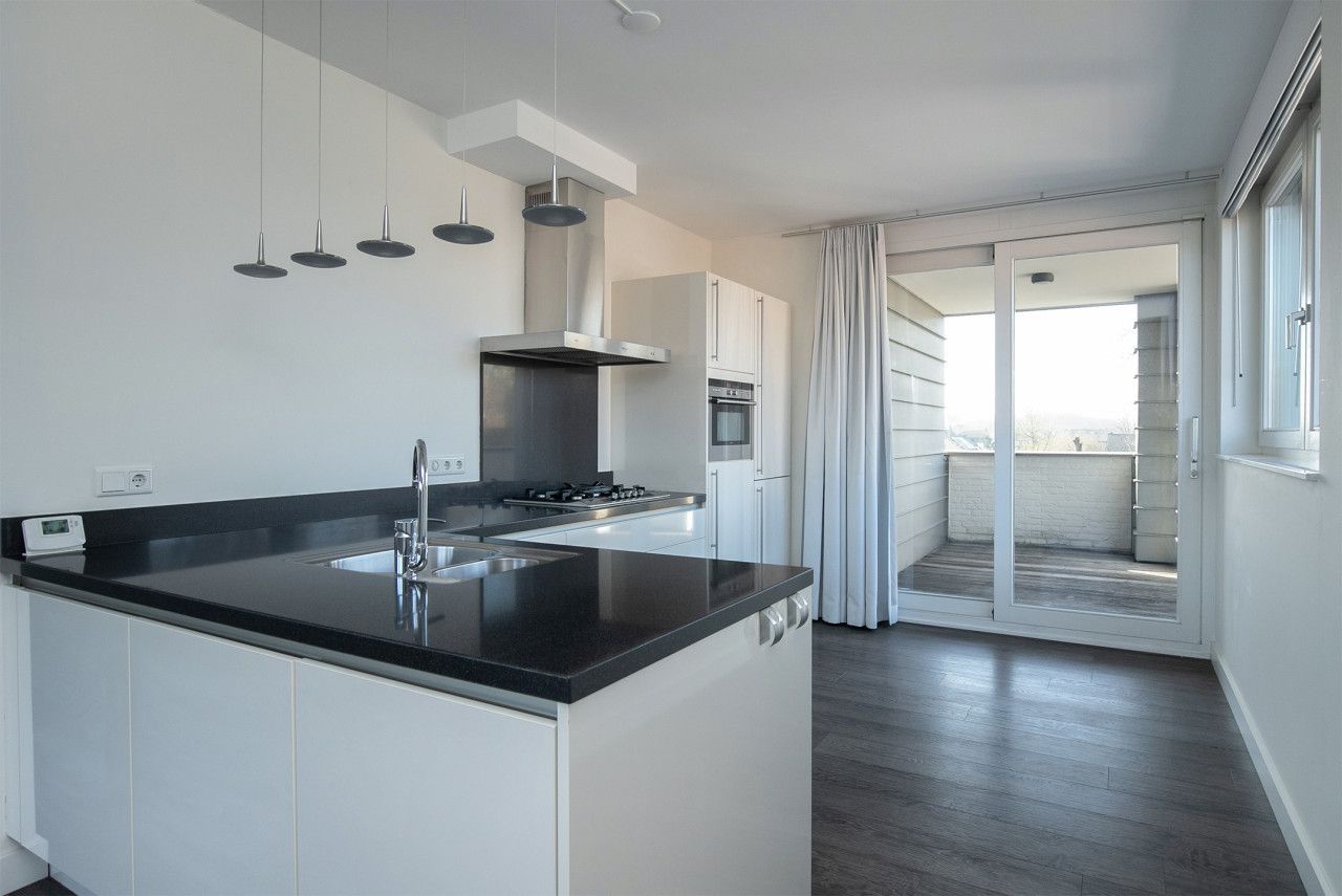 Foto 6 van Papenweg 2-C02