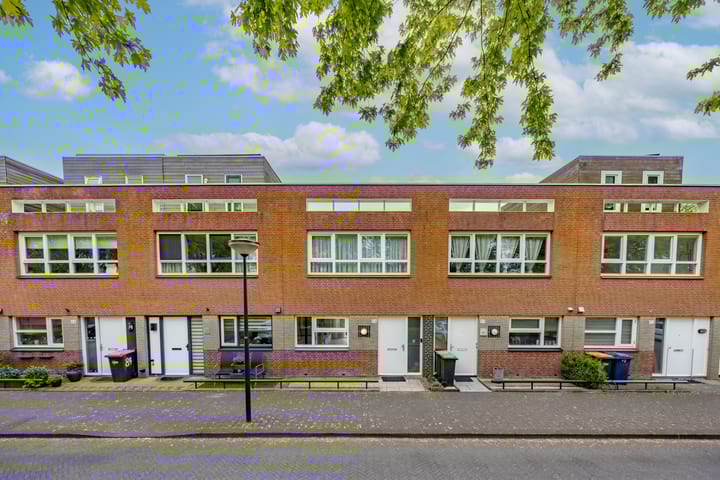 Middenweg 88