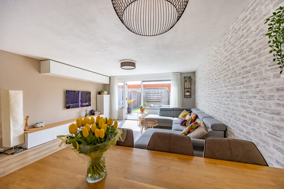 Foto 8 van Middenweg 88