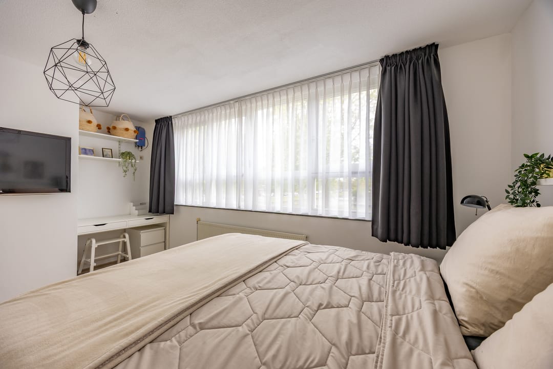 Foto 23 van Middenweg 88