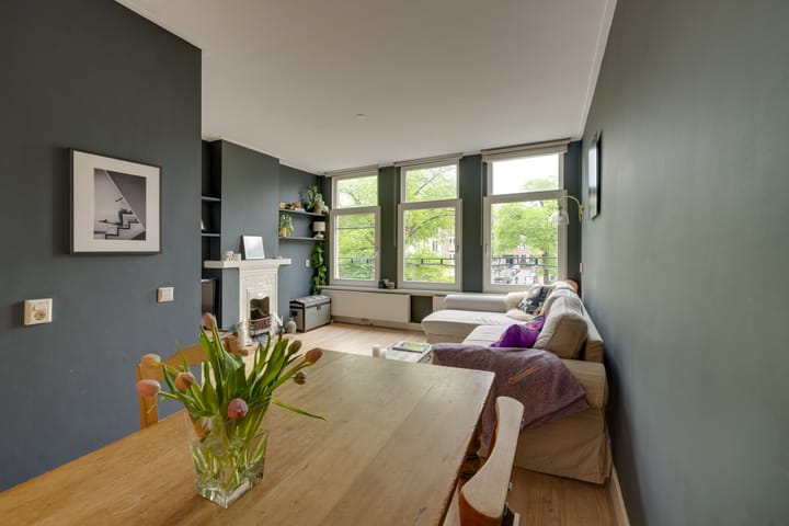 Foto 10 van Van Limburg Stirumplein 24-2