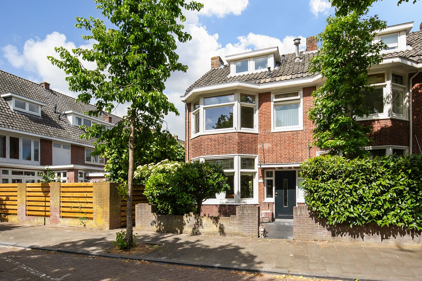 Fontein Verschuirstraat 20 main image