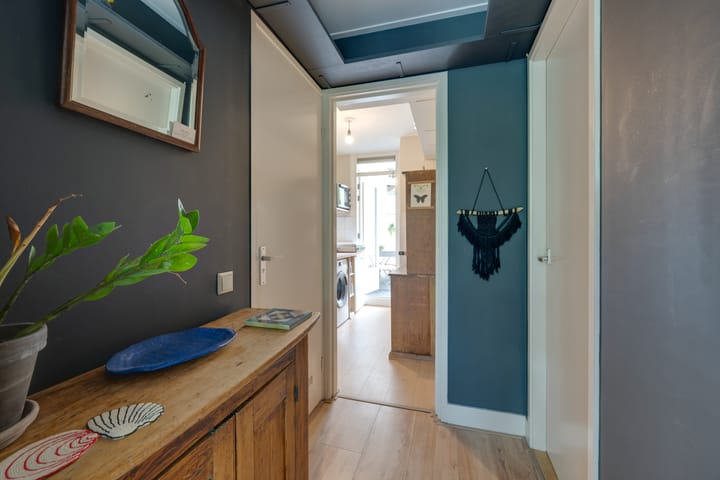 Foto 20 van Van Limburg Stirumplein 24-2