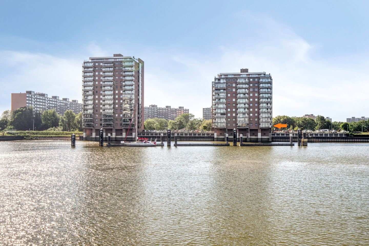 Foto 1 van Ketensezoom 63