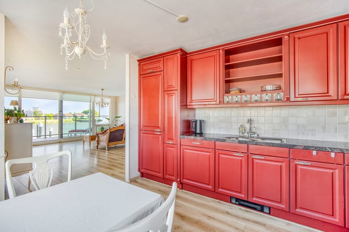 Foto 16 van Ketensezoom 63