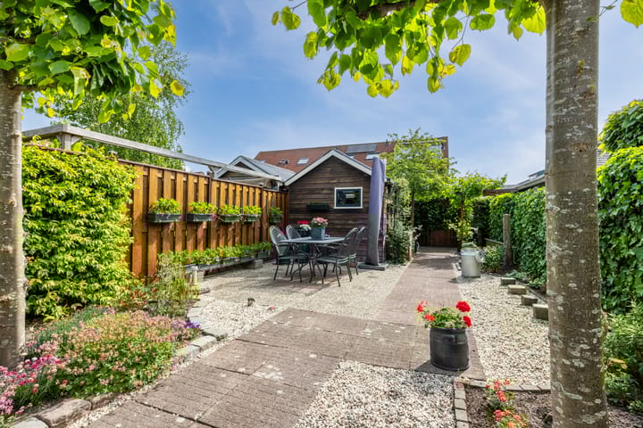 Foto 32 van Christinastraat 55