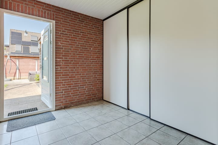 Foto 15 van Sering 11