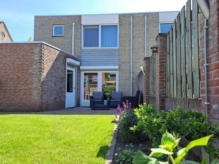 Foto 33 van Sering 11