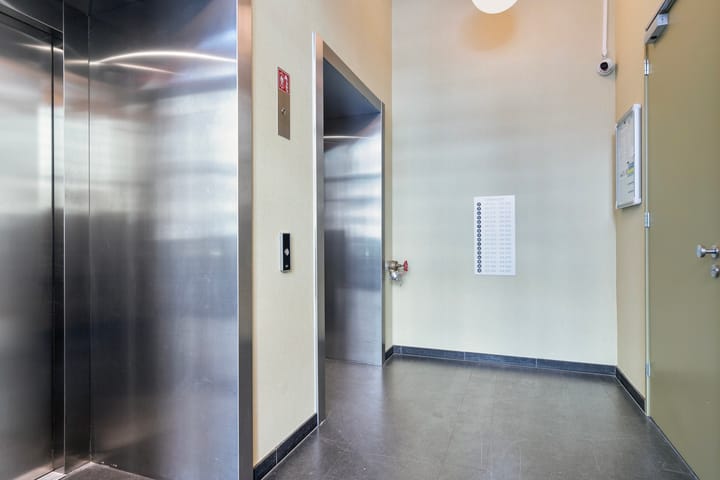 Photo 9 of Torenallee 69-032