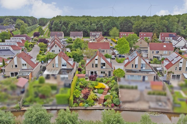 Foto 2 van Boterbloemweide 10