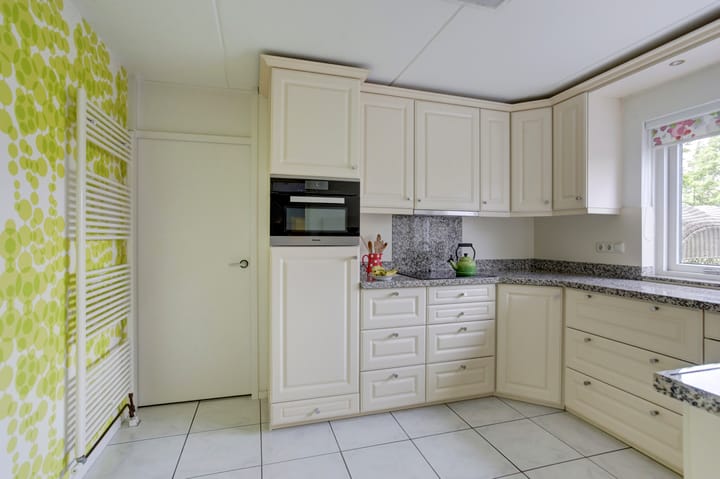 Foto 15 van Boterbloemweide 10