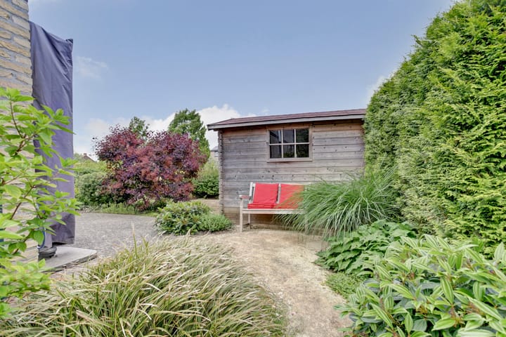 Foto 35 van Boterbloemweide 10