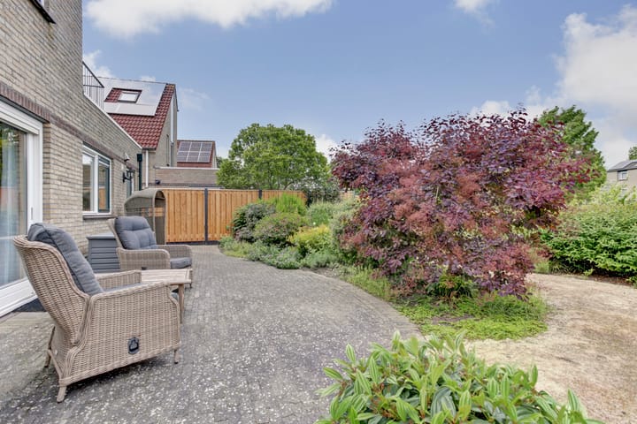 Foto 37 van Boterbloemweide 10