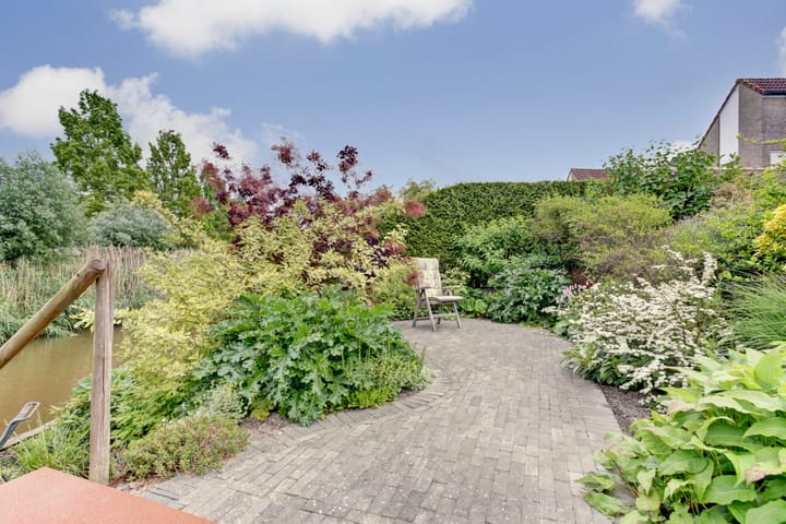 Foto 38 van Boterbloemweide 10