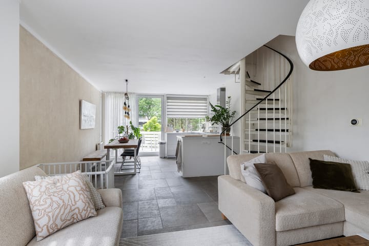 Foto 24 van Johan Willem Frisolaan 66